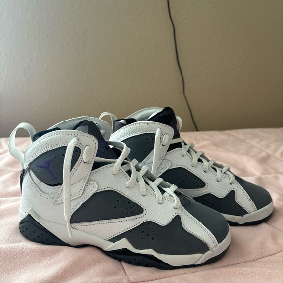 Jordan 7 Flints Size: 3.5 - Picture 2 of 2